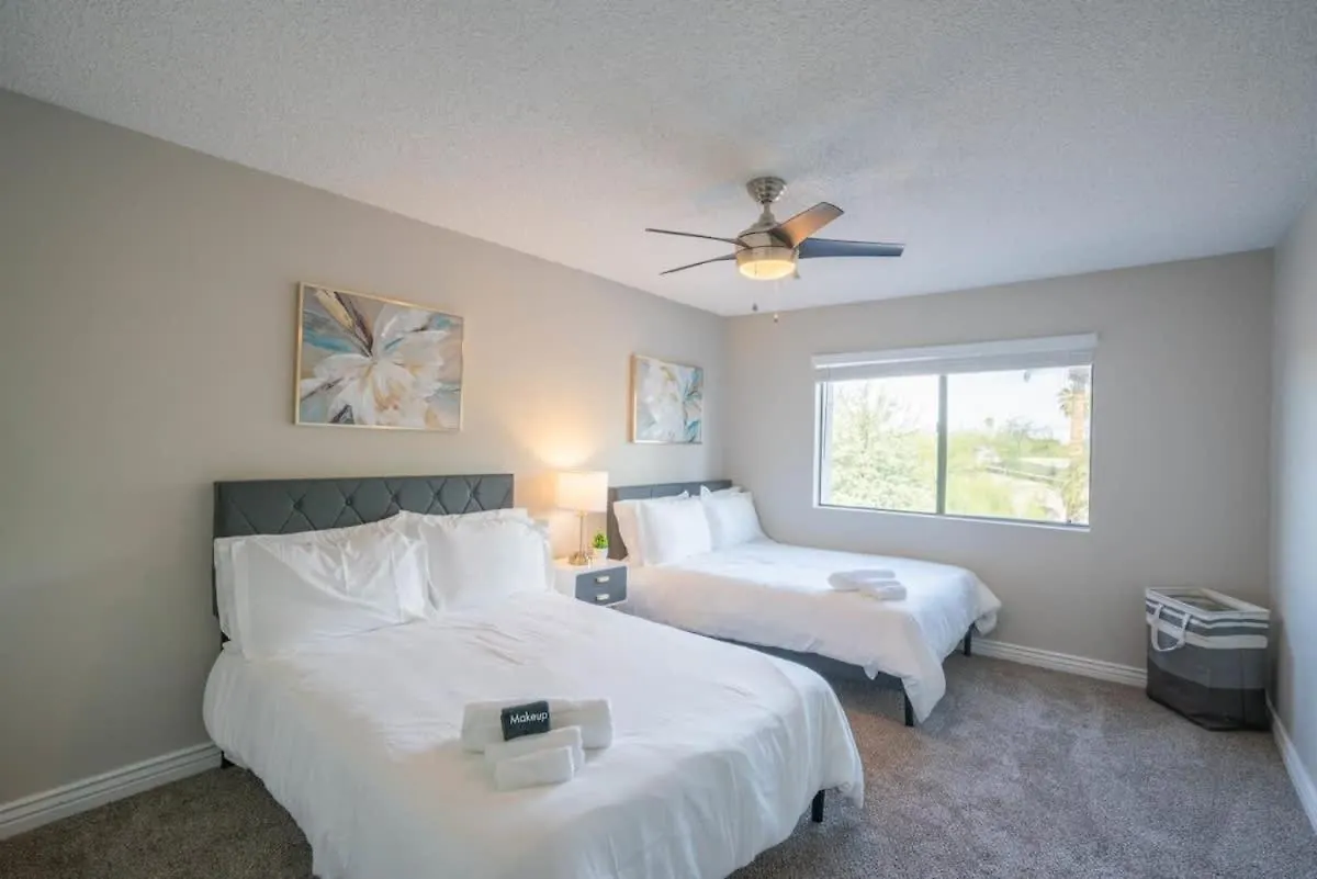 Unique 2Bd - Parking, Gym, Pool - Sleeps 8 - 5Min Casino Apartamento Scottsdale Estados Unidos da América