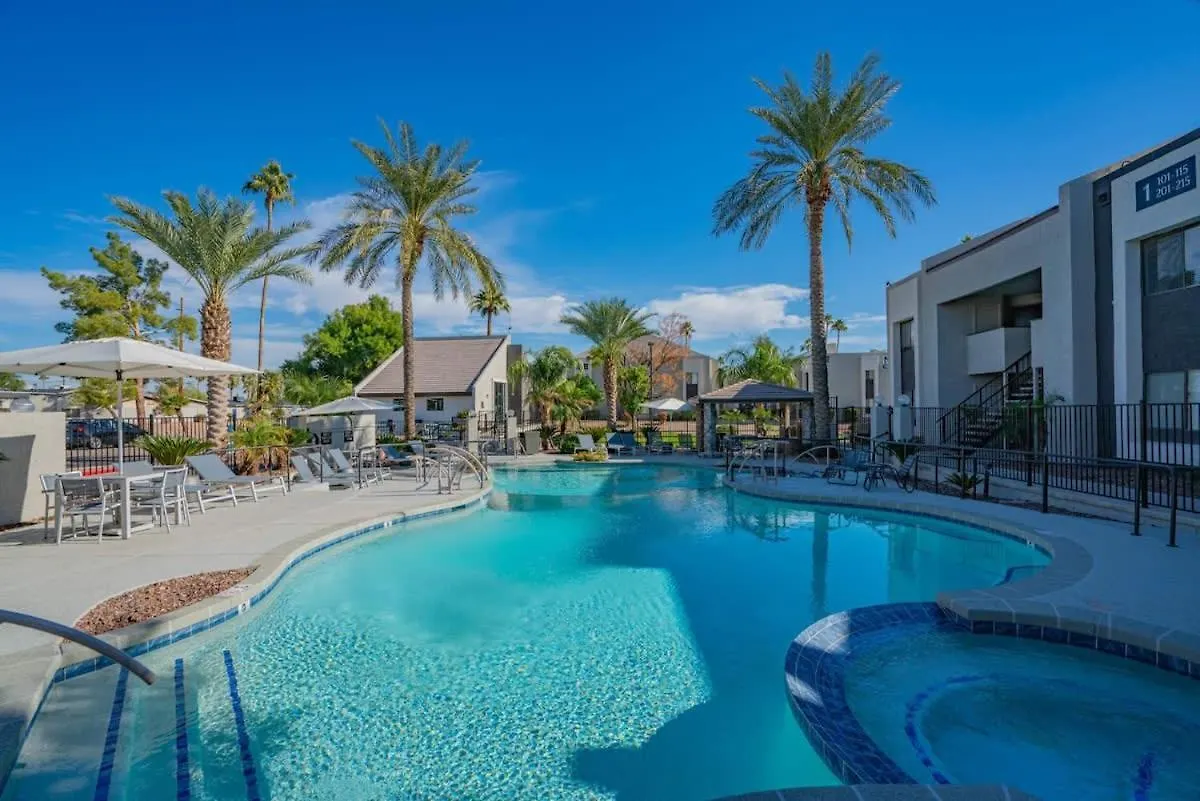 Unique 2Bd - Parking, Gym, Pool - Sleeps 8 - 5Min Casino Apartamento Scottsdale